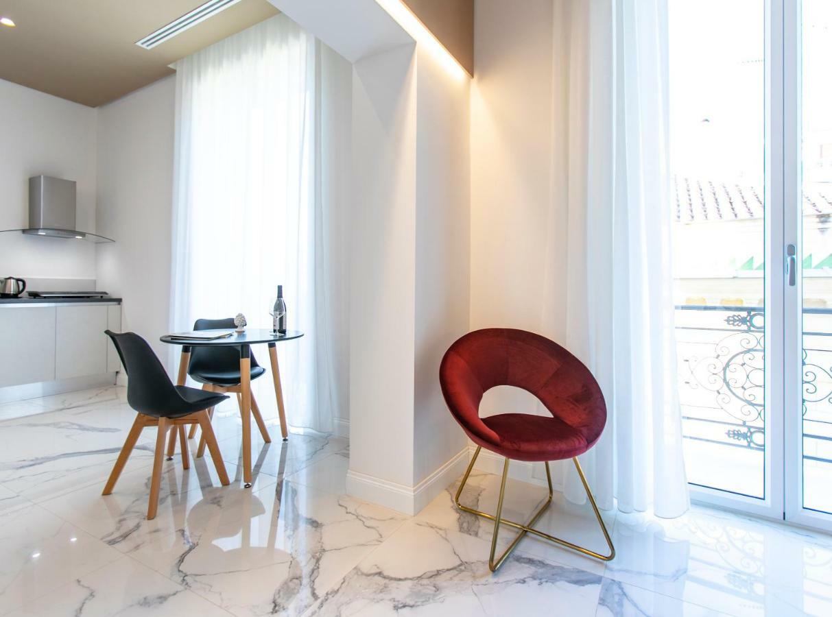 Palazzo Sovrana Serviced Luxury Apartments Palermo Ngoại thất bức ảnh