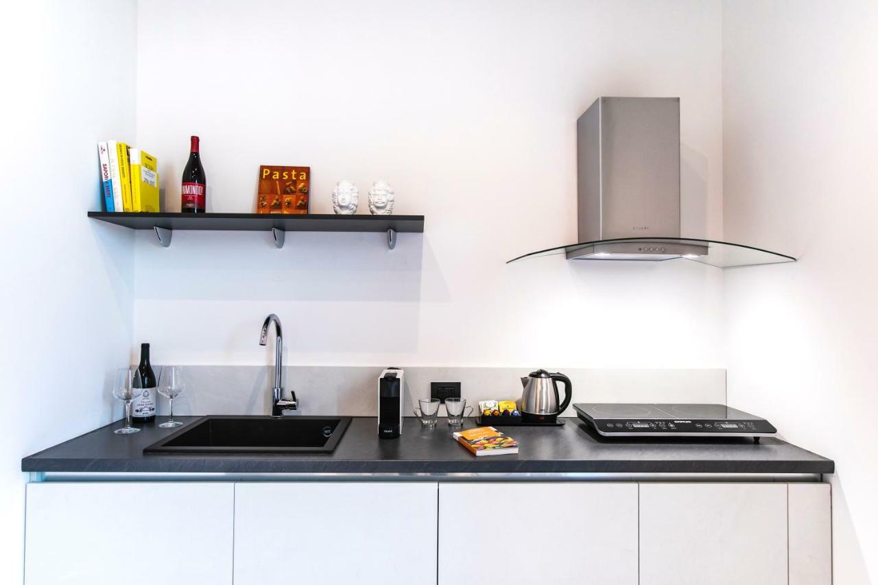 Palazzo Sovrana Serviced Luxury Apartments Palermo Ngoại thất bức ảnh
